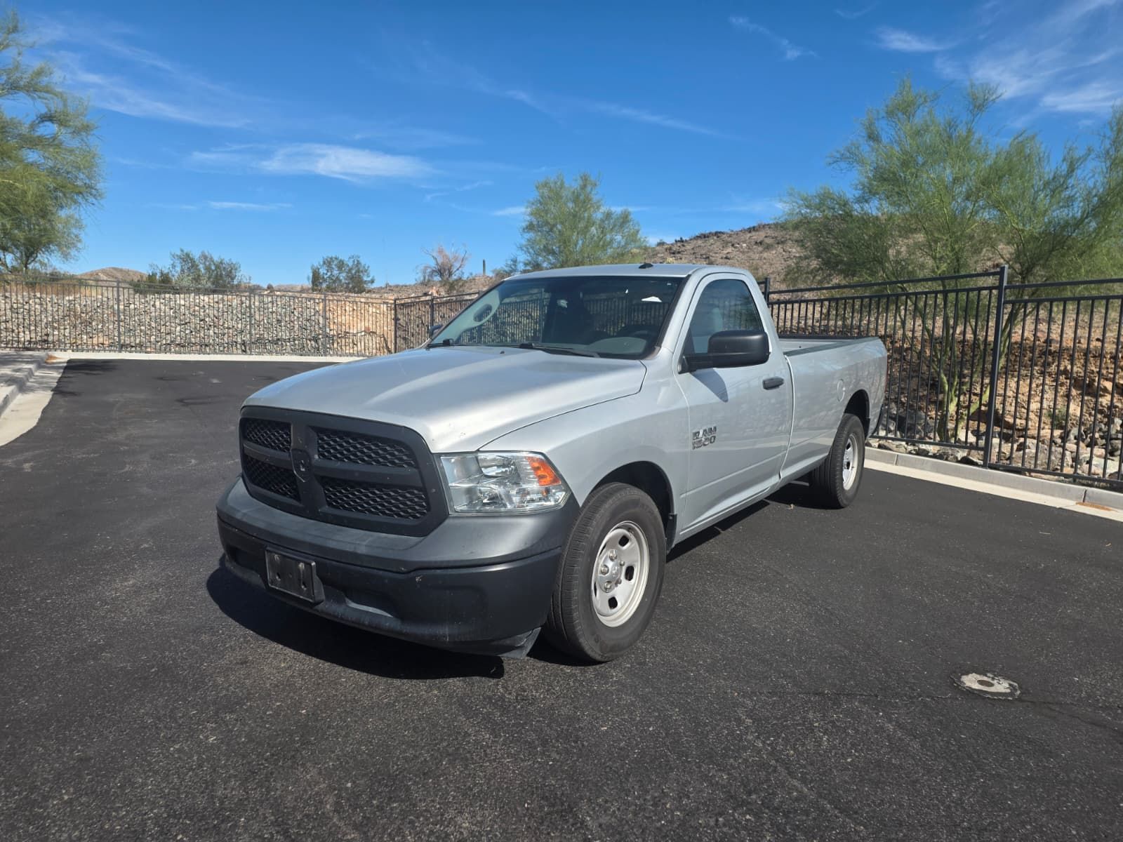 Used 2018 RAM 1500 Express RWD image 13