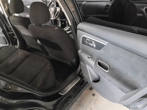 Used 2014 Nissan Altima 2.5 S FWD image 11