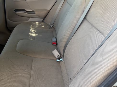Used 2012 Honda Civic LX image 5
