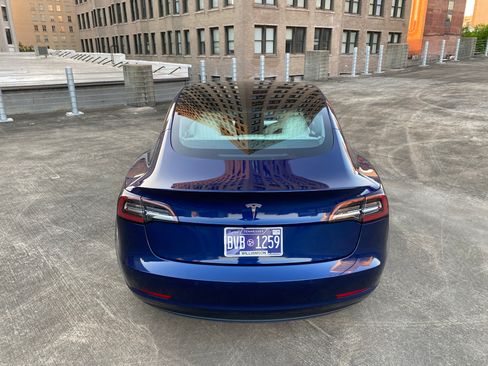 Used 2020 Tesla Model 3 Standard Range Plus image 14