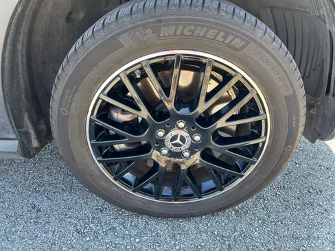 Used 2020 Mercedes-Benz GLE 450 4MATIC image 10