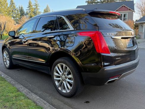 Used 2017 Cadillac XT5 Platinum image 6