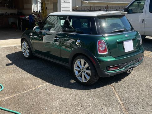Used 2013 MINI Cooper S FWD image 8