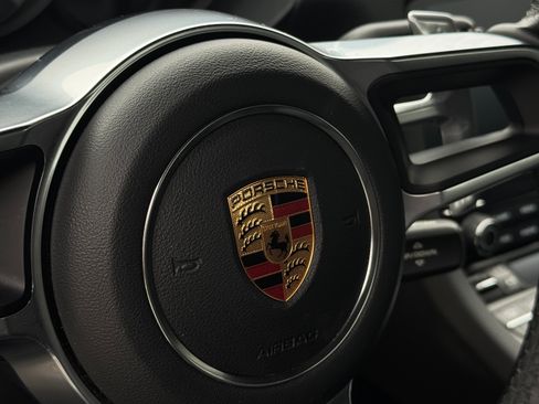 Used 2018 Porsche 718 Cayman S image 20