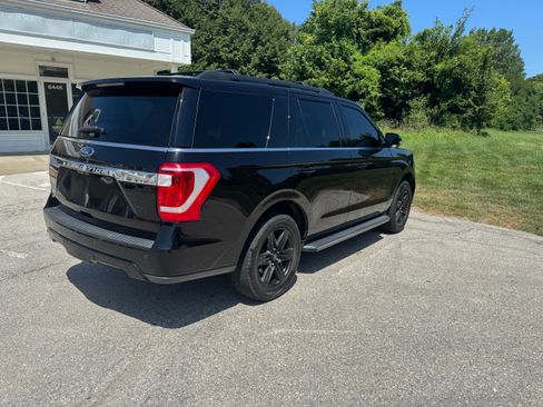 Used 2021 Ford Expedition XLT AWD/4WD image 5