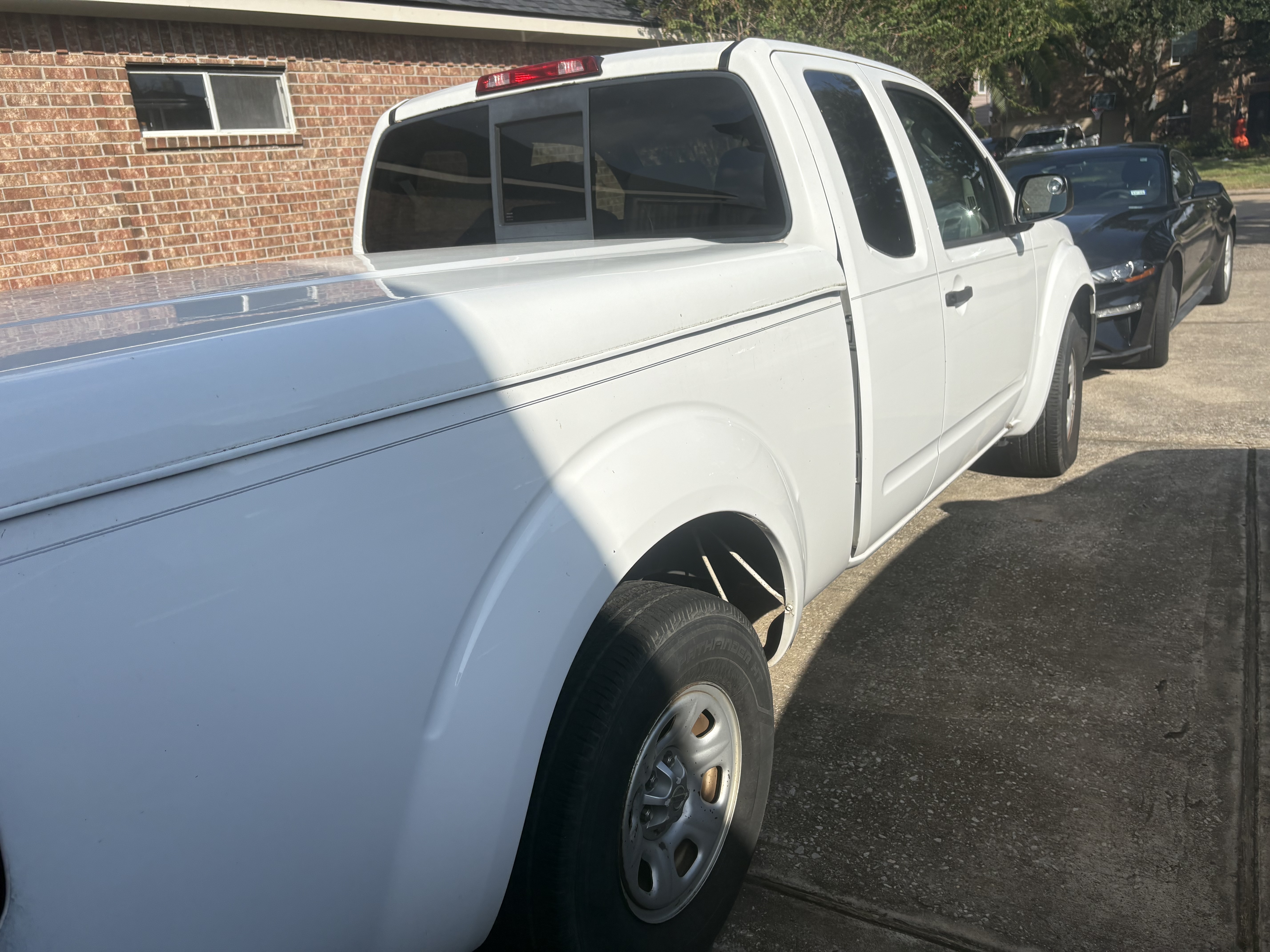 Used 2007 Nissan Frontier XE w/ Preferred Pkg RWD image 8