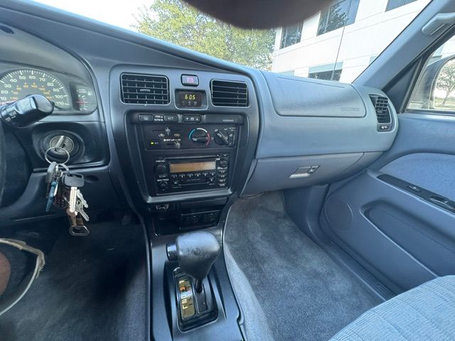 Used 2000 Toyota 4Runner 2WD image 4