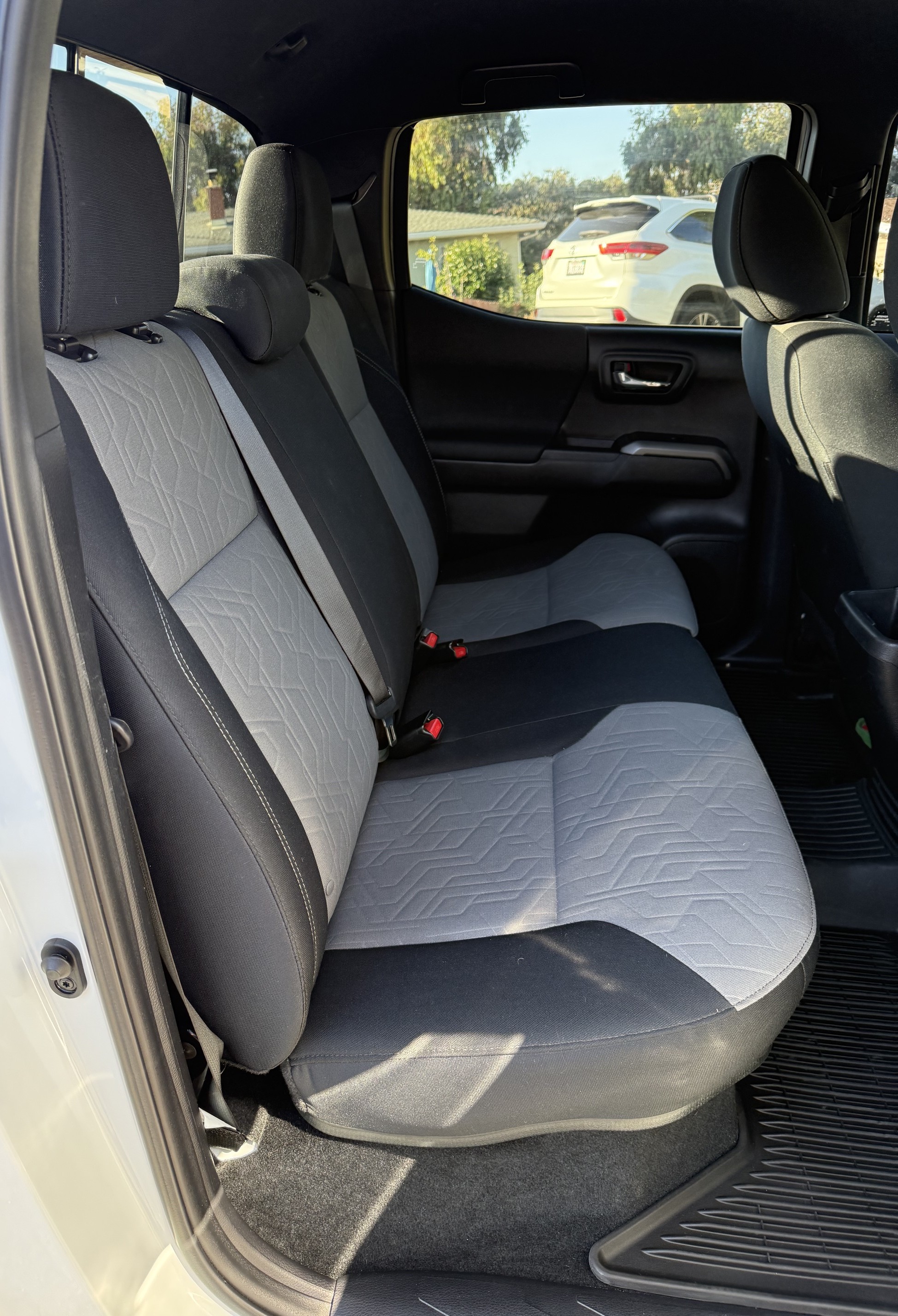 Used 2023 Toyota Tacoma TRD Sport w/ Advanced Technology Package AWD/4WD image 17