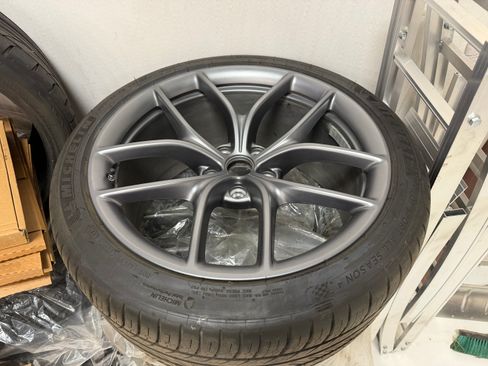 Used 2026 Tesla Model S Plaid AWD/4WD image 20