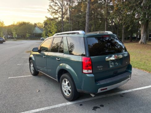 Used 2006 Saturn Vue 2WD V6 w/ Comfort Pkg image 5