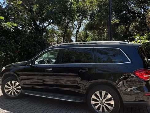 Used 2018 Mercedes-Benz GLS 450 450 4MATIC Sport Utility 4D image 2