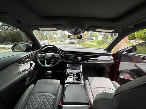 Used 2023 Audi SQ8 Prestige image 13