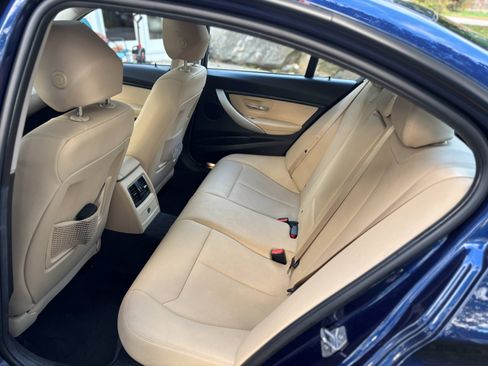 Used 2018 BMW 320i xDrive Sedan w/ Convenience Package image 8