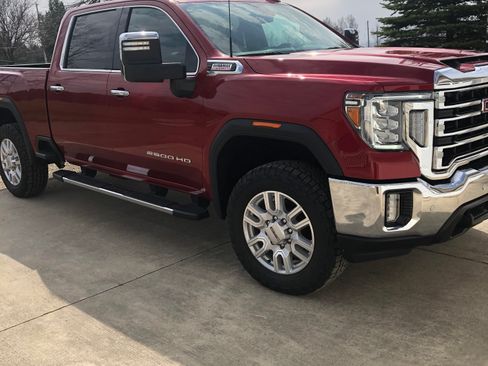 Used 2021 GMC Sierra 2500 SLT w/ SLT Premium Package image 2