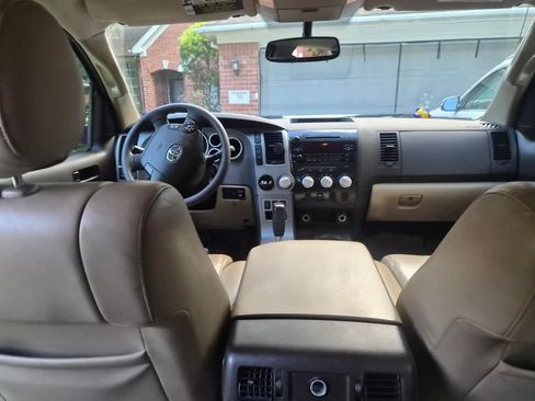 Used 2011 Toyota Tundra 2WD CrewMax w/ TRD Off-Road Pkg image 13