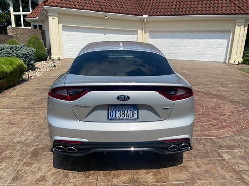 Used 2018 Kia Stinger Premium AWD/4WD image 8