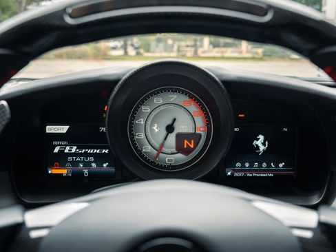 Used 2023 Ferrari F8 Tributo RWD image 8