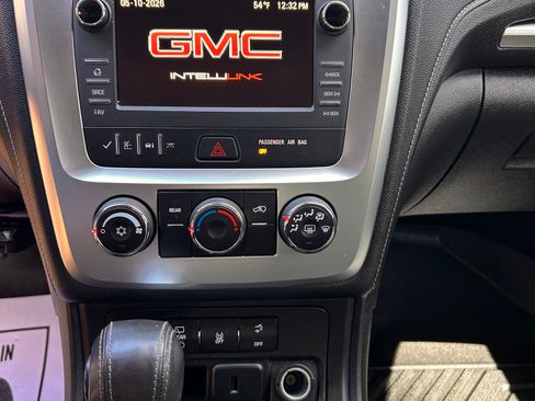 Used 2016 GMC Acadia SLE FWD image 11