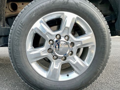 Used 2017 GMC Sierra 2500 Denali w/ Duramax Plus Package image 18