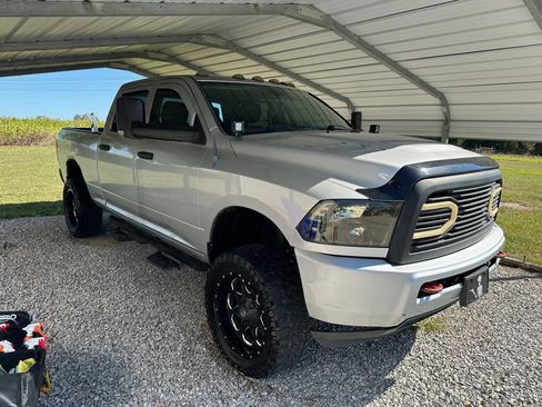 Used 2013 RAM 3500 Tradesman w/ Popular Equipment Group image 3