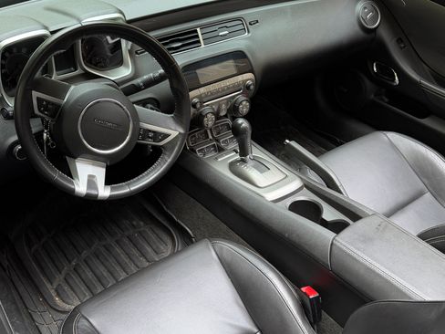 Used 2011 Chevrolet Camaro LT w/ RS Package RWD image 6