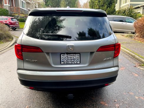 Used 2017 Honda Pilot EX-L image 6