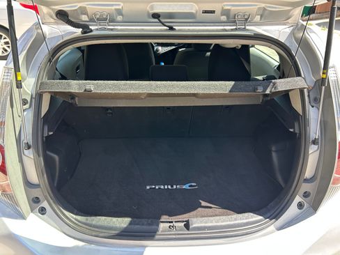 Used 2014 Toyota Prius C Two FWD image 16