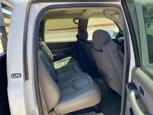 Used 2003 Chevrolet Silverado 3500 LS image 20