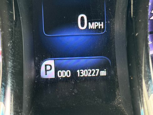 Used 2014 Toyota Avalon XLE Premium FWD image 24