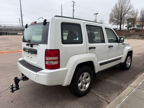 Used 2012 Jeep Liberty Sport w/ Trailer Tow Class III Group image 6