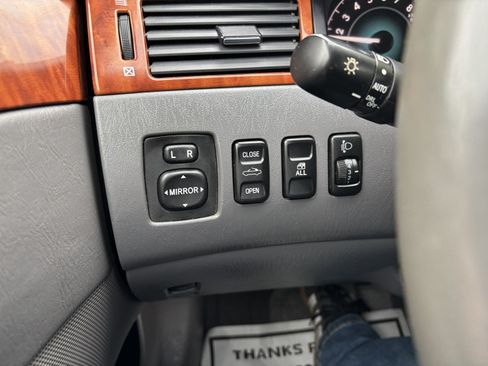 Used 2007 Toyota Solara SLE FWD image 9