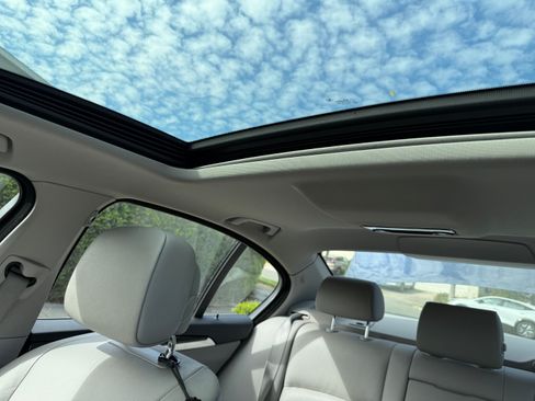 Used 2013 BMW 535i Sedan image 16