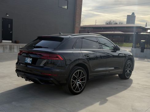 Used 2021 Audi Q8 Premium Plus w/ Premium Plus Package image 6