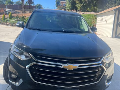 Used 2018 Chevrolet Traverse LT image 4