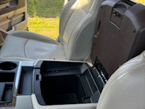 Used 2013 RAM 1500 Laramie RWD image 19