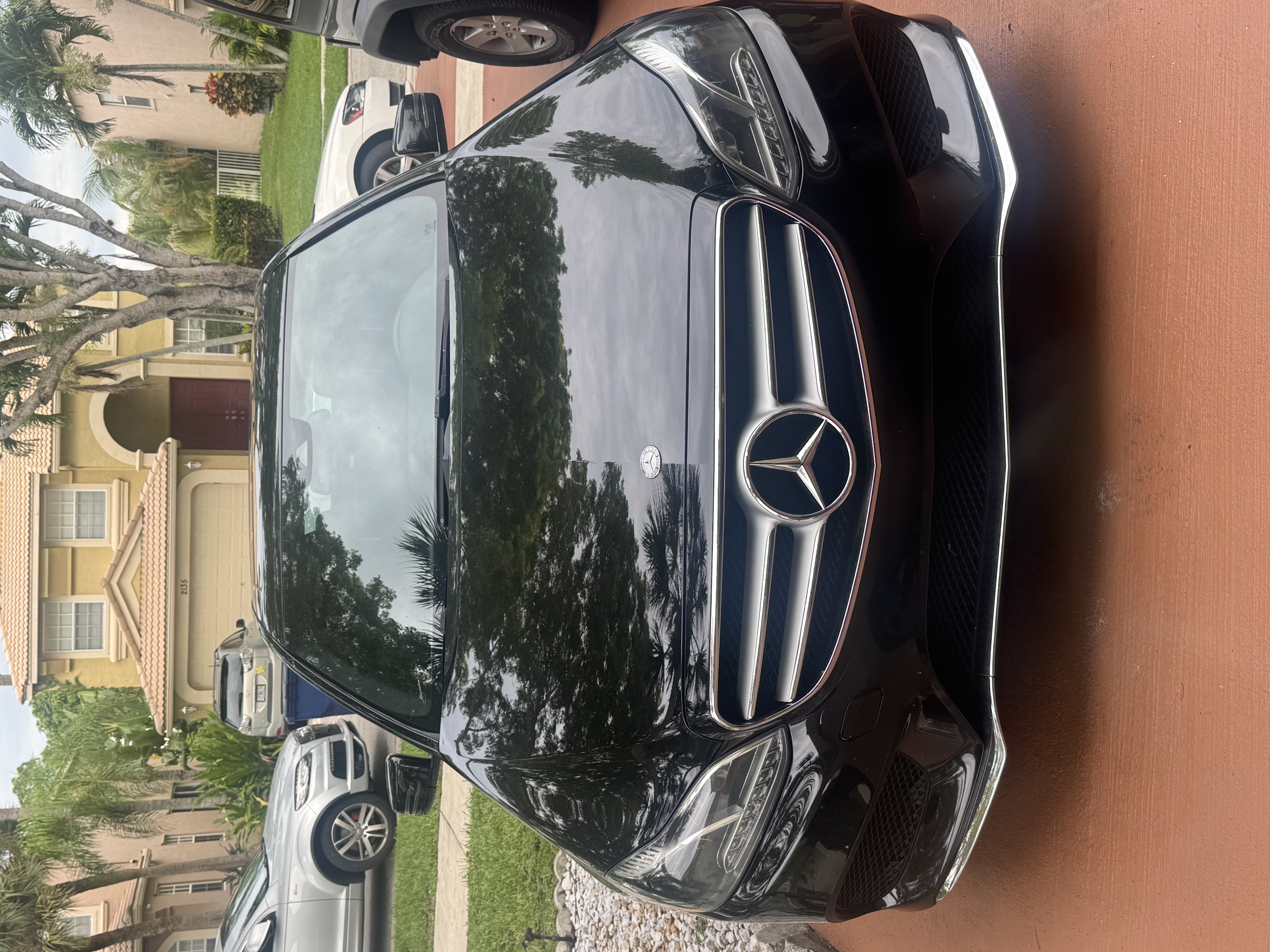 Used 2015 Mercedes-Benz E 350 Sedan image 1