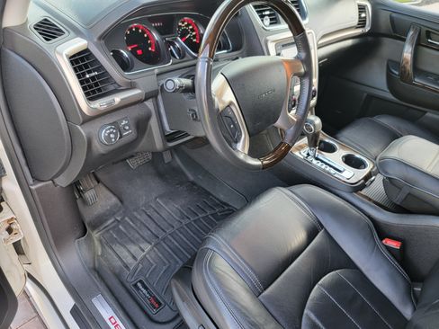 Used 2014 GMC Acadia Denali image 16