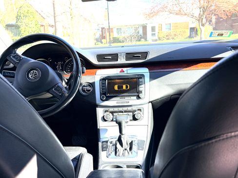 Used 2010 Volkswagen CC VR6 image 13