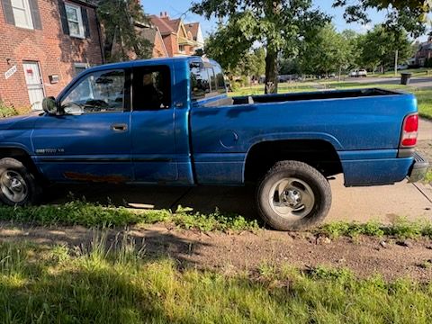 Used 2001 Dodge Ram 1500 Truck 2WD Quad Cab image 3