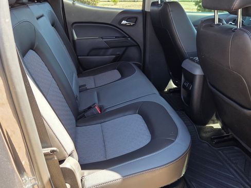 Used 2016 Chevrolet Colorado Z71 image 31