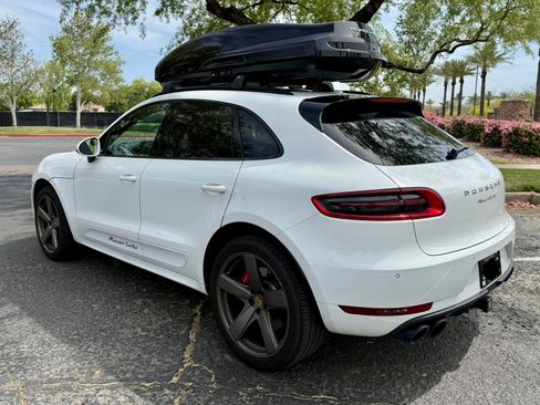 Used 2016 Porsche Macan Turbo AWD/4WD image 10