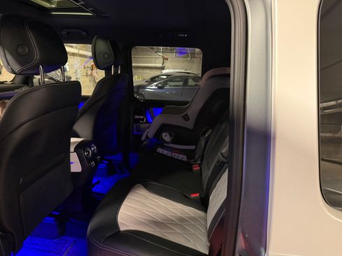 Used 2023 Mercedes-Benz G 550 image 8