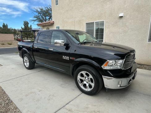 Used 2018 RAM 1500 Laramie w/ Convenience Group image 2