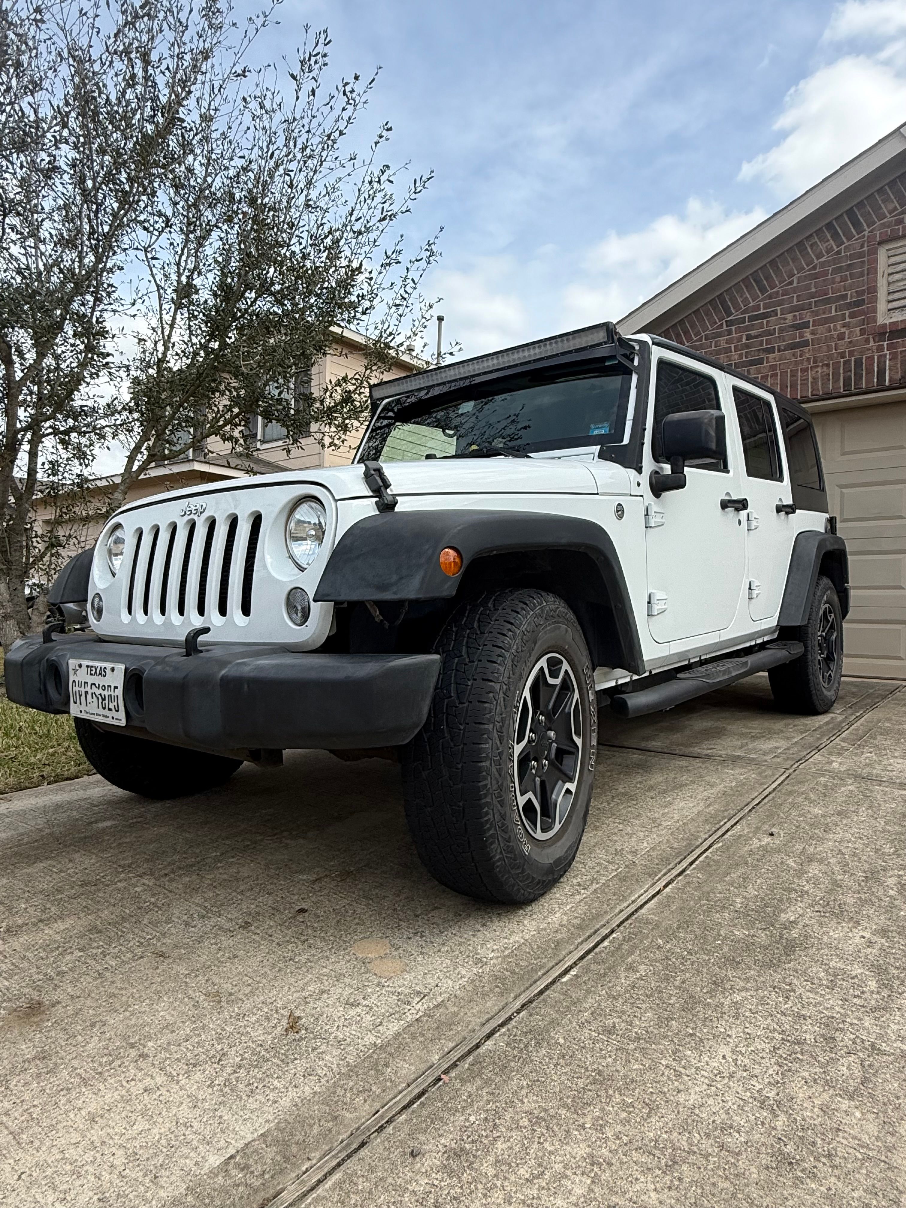 Used 2016 Jeep Wrangler Unlimited Sport w/ Quick Order Package 24S AWD/4WD image 2