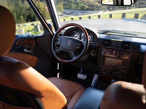 Used 2009 Mercedes-Benz G 55 AMG G 55 AMG Sport Utility 4D image 13