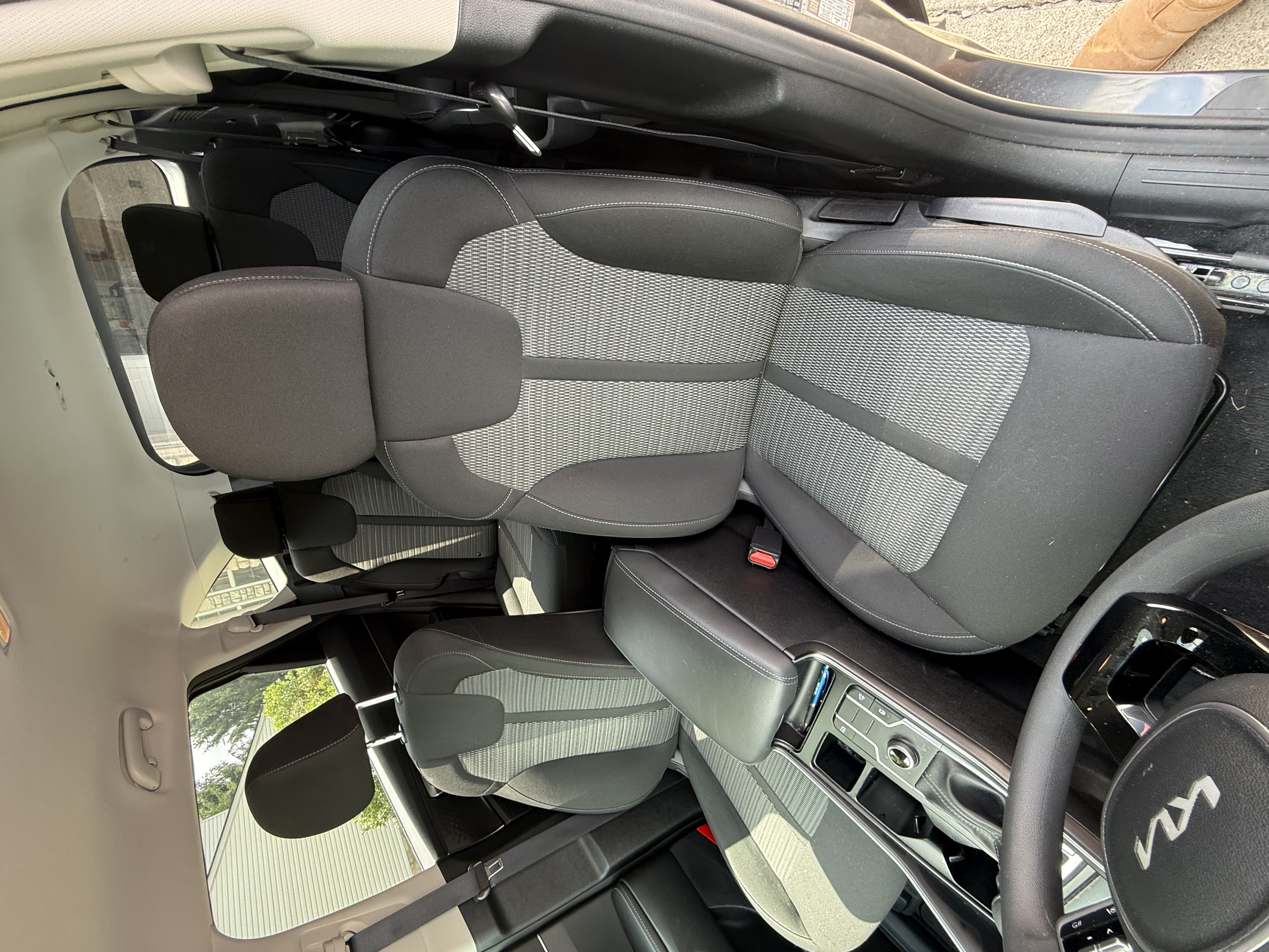Used 2022 Kia Sorento LX AWD/4WD image 11