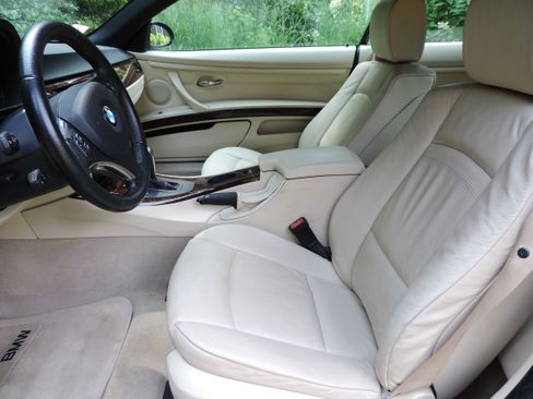 Used 2008 BMW 328i Convertible RWD image 19