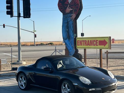 Used 2005 Porsche Boxster S image 8