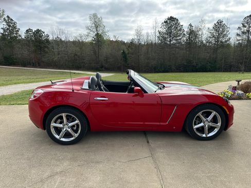 Used 2008 Saturn Sky Red Line image 1