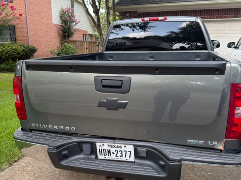 Used 2011 Chevrolet Silverado 1500 LS RWD image 12
